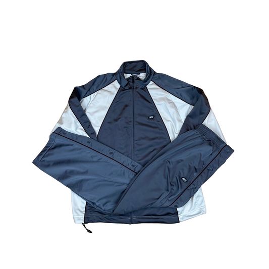 Nike Tracksuit (L)